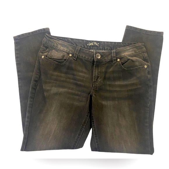 lei Denim - 🆕 LEÍ Ashley Lowrise Skinny Black Jeans